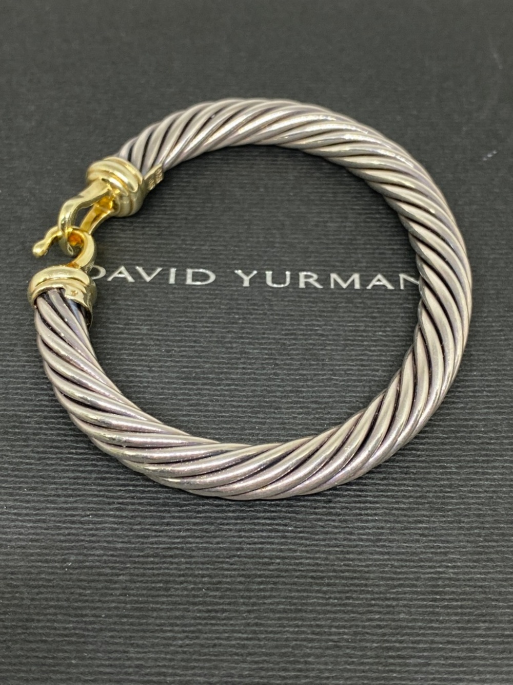 David Yurman Classic cable Buckle Bracelet 14K Gold Medium MSRP $2300 - Picture 9 of 11